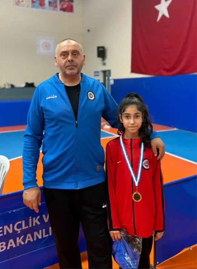 Zeynep Ela Öztürk, Karate Turnuvasında Bölge Birincisi Oldu