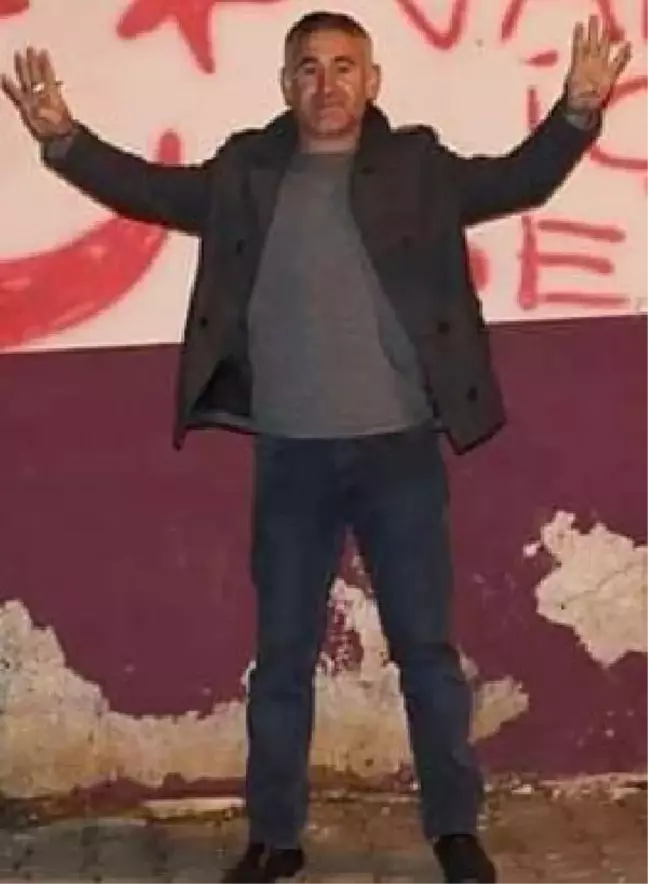 Evinde İntihar Etti