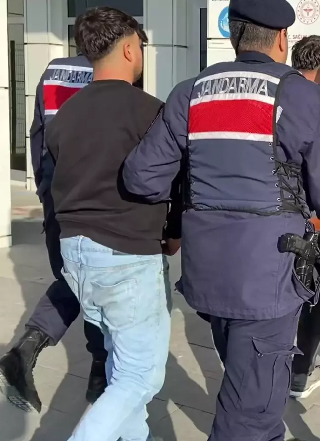 Aksaray'da Uyuşturucu Operasyonu: 2 Şahıs Yakalandı