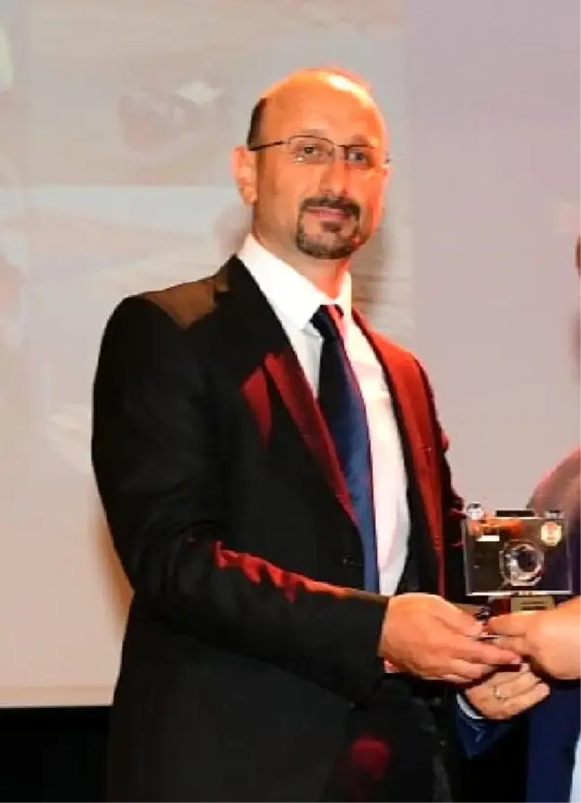 Trabzon gazeteciler cemiyeti'nden dha'ya ödül