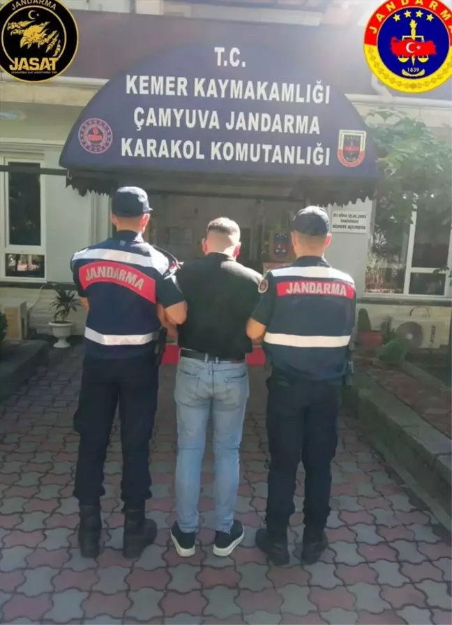 Antalya'da Jandarma 125 Suçluyu Gözaltına Aldı