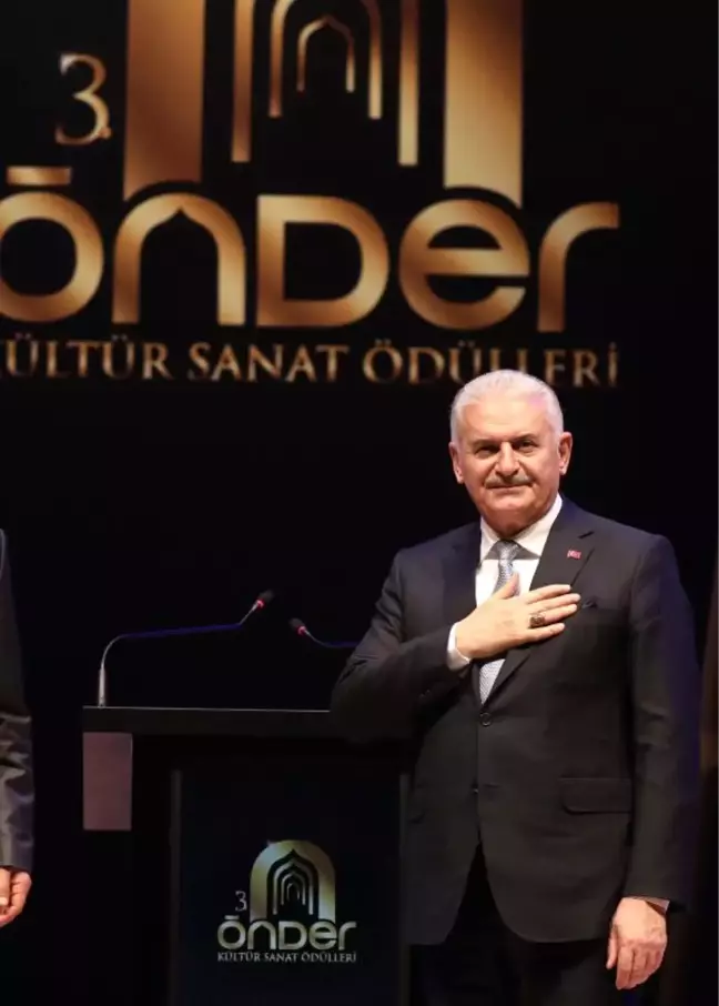 TBMM Başkanı Binali Yıldırım: AK Parti İktidarı İmam Hatiplerin Ayaklarına Bağlanan Prangaları Söküp Attı