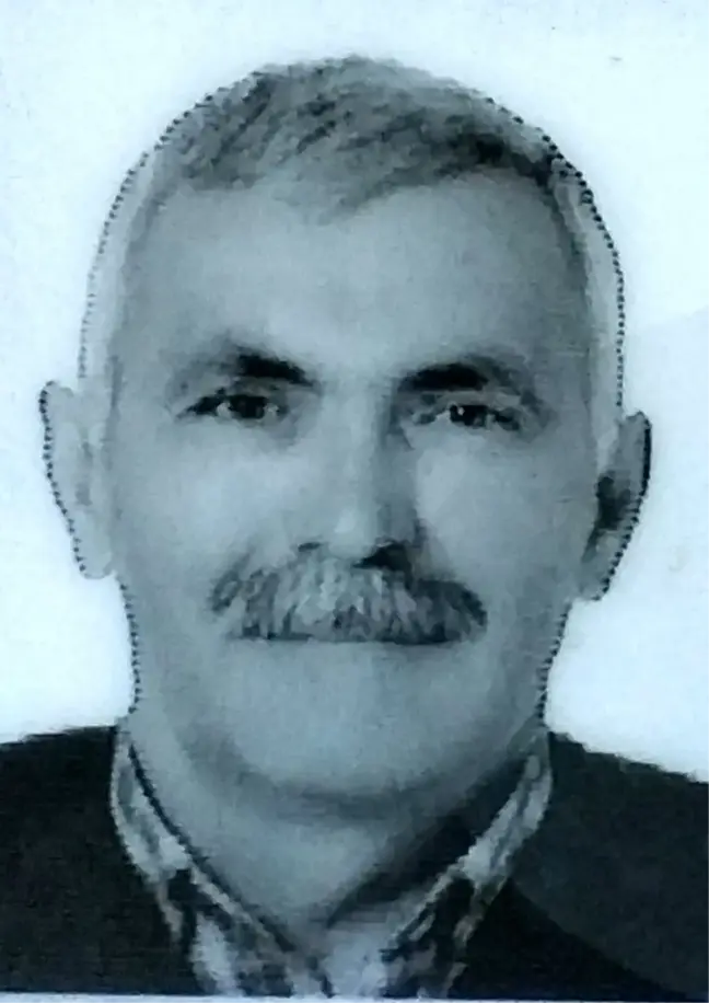 Ağaç budamak için çıktığı çatıda kalp krizi geçirerek öldü