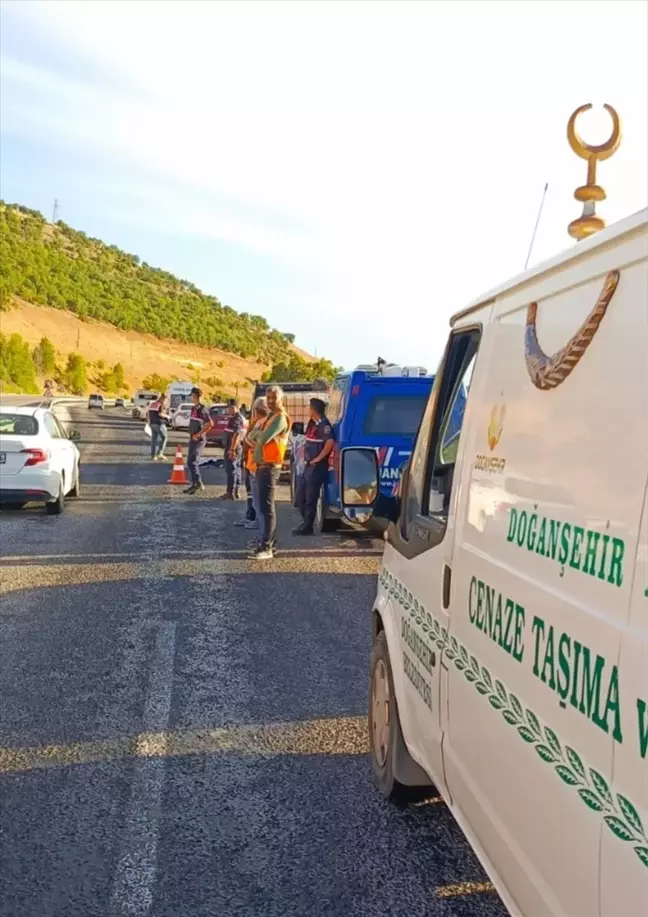 Malatya'da Otomobilin Çarptığı Kişi Hayatını Kaybetti