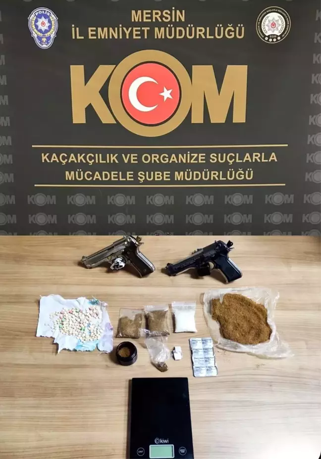 Mersin'de Uyuşturucu Operasyonu: 2 Tabanca ve Uyuşturucu Maddeler Ele Geçirildi