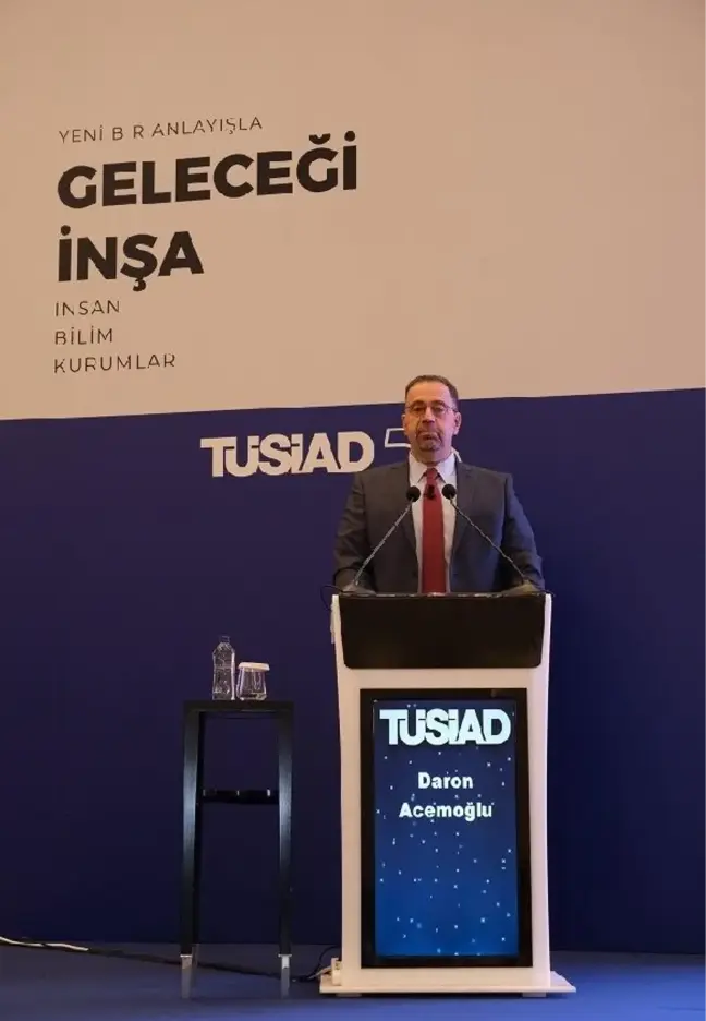 DARON ACEMOĞLU TÜSİAD TOPLANTISINDA KONUŞTU