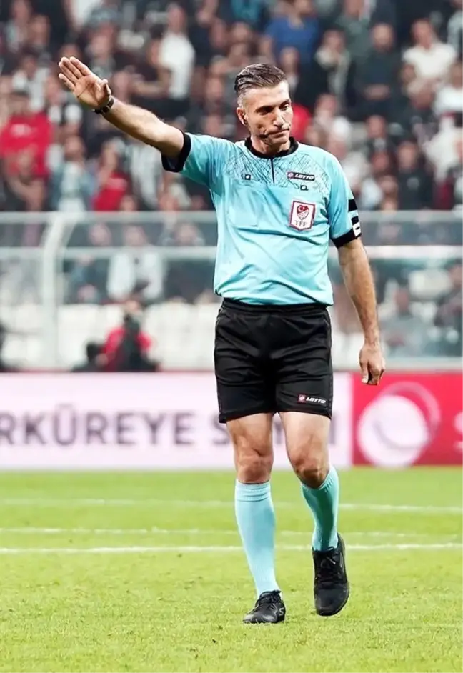 Trabzonspor - Kayserispor maçının VAR'ı Özgür Yankaya