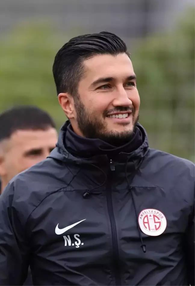 Nuri Şahin, Antalyaspor'da geçirdiği dönemi tamamladı