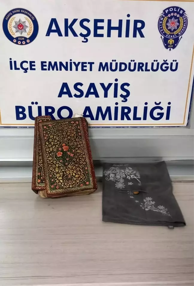 Konya'da Tarihi Kur'an-ı Kerim Ele Geçirildi