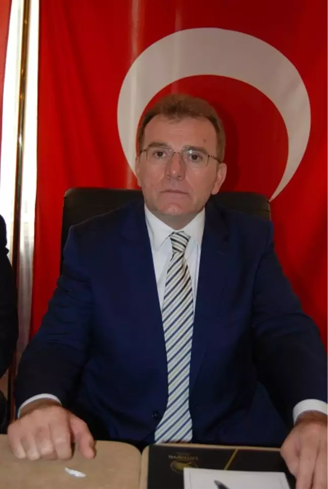 Görüntülü Bülten Dağıtımı) Adalet Partisi Genel Başkanı Öz, 'Kıbrıs Müzakereleri TBMM'de Ele...