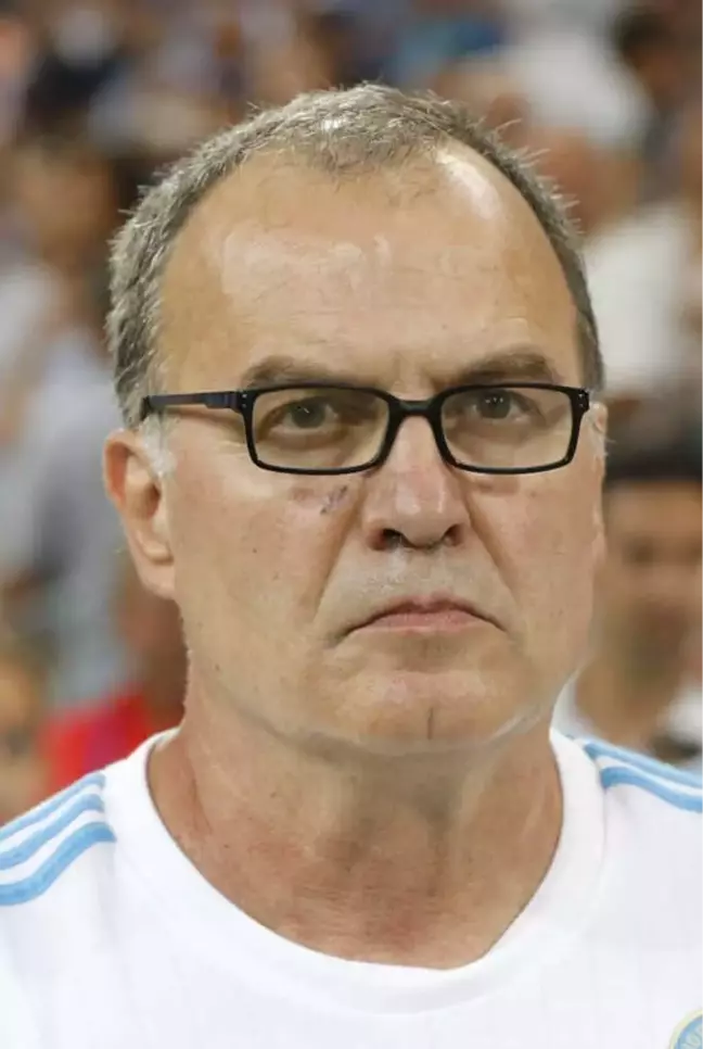Bielsa, Leeds ile Sözleşme İmzaladı