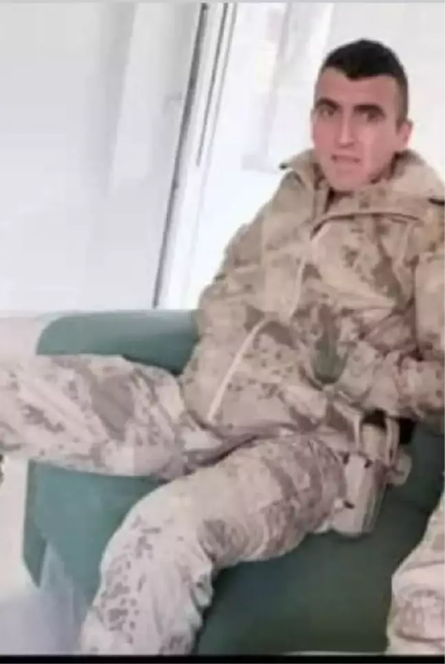 Uzman çavuş, sobadan sızan gazdan zehirlenip öldü