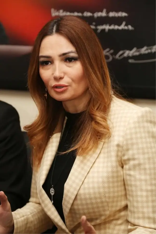 Paşayeva: Türkiye Zayıflarsa Azerbaycan da Zayıflar
