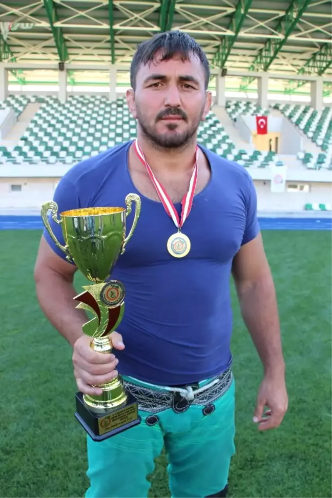 Amasya Güreşlerinin Fatih'i