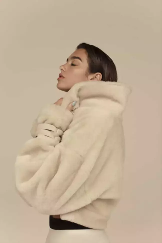 Dua Lipa, 'Regnum Live in Concert' Kapsamında Türkiye'de