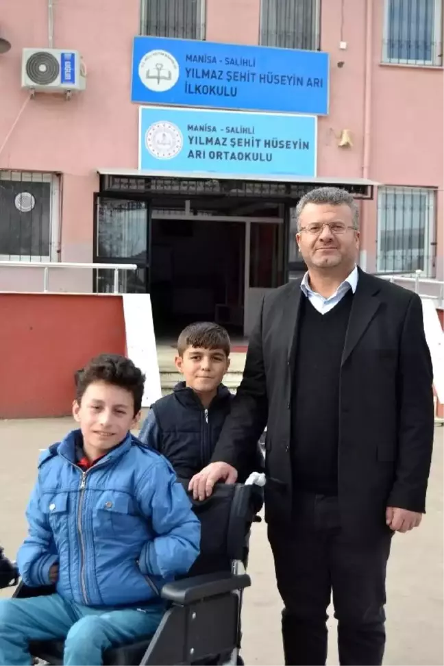 5'inci sınıf öğrencisi Metin ve Cumali'nin yürek ısıtan dostluğu