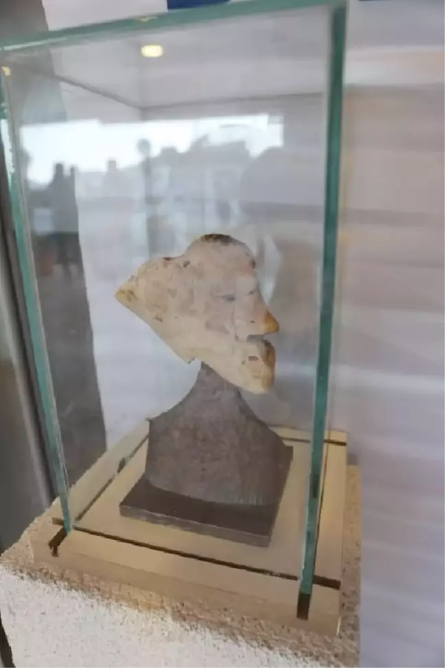 3rd human-like stone solo exhibition in Marmaris