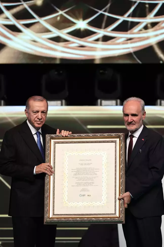 Cumhurbaşkanı Erdoğan, İTO 140. Yıl Özel Ödülleri Töreni'nde konuştu: (1)