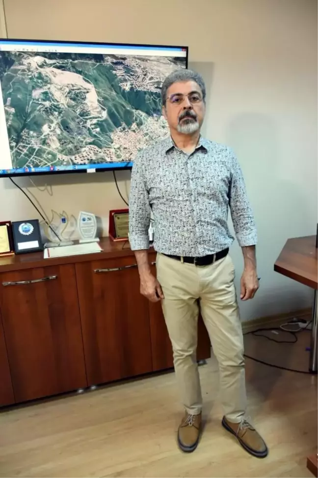 Harmandalı Katı Atık Depolama Tesisi'nde Heyelan Tehlikesi Artıyor