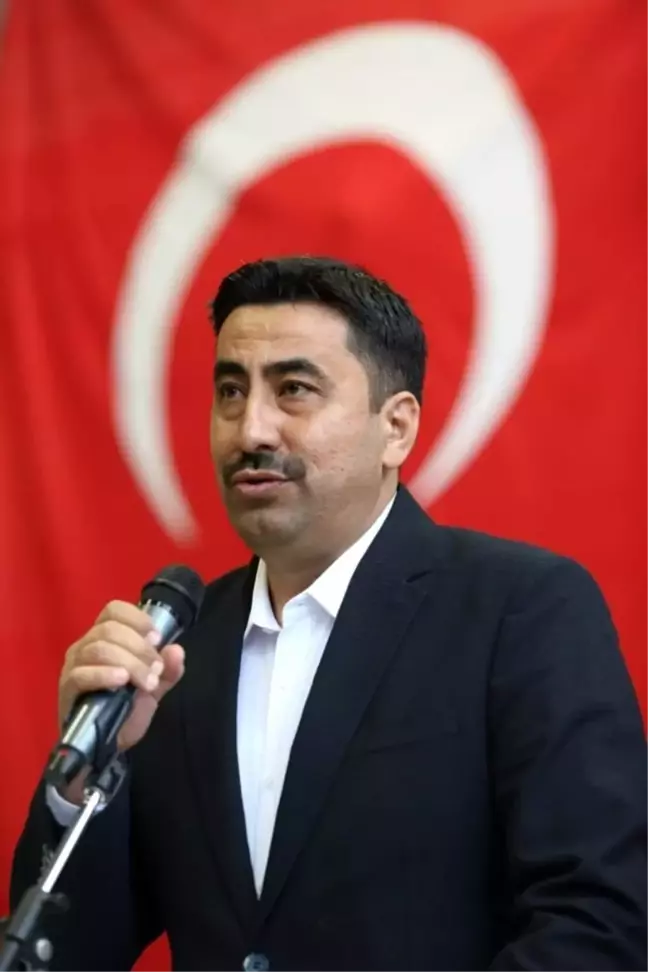HAK-İŞ Konfederasyonu: Asgari Ücret Çalışanların Kaderi Olmaktan Çıkmalı