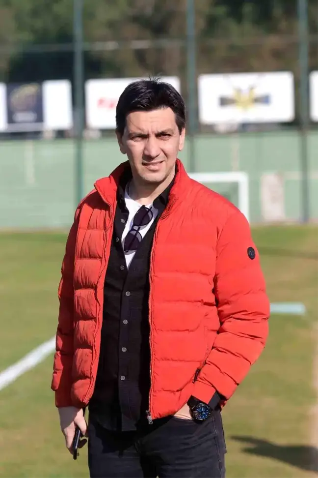 Karşıyaka Sportif Direktörü Korhan Özen: İkinci devre zorlu geçecek