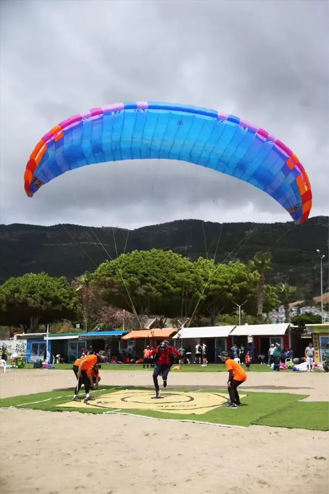 Alanya'da Yamaç Paraşütü Yarışması Son Buldu