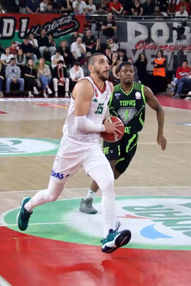 Karşıyaka Basketbol, Kenan Sipahi'nin sözleşmesini uzattı