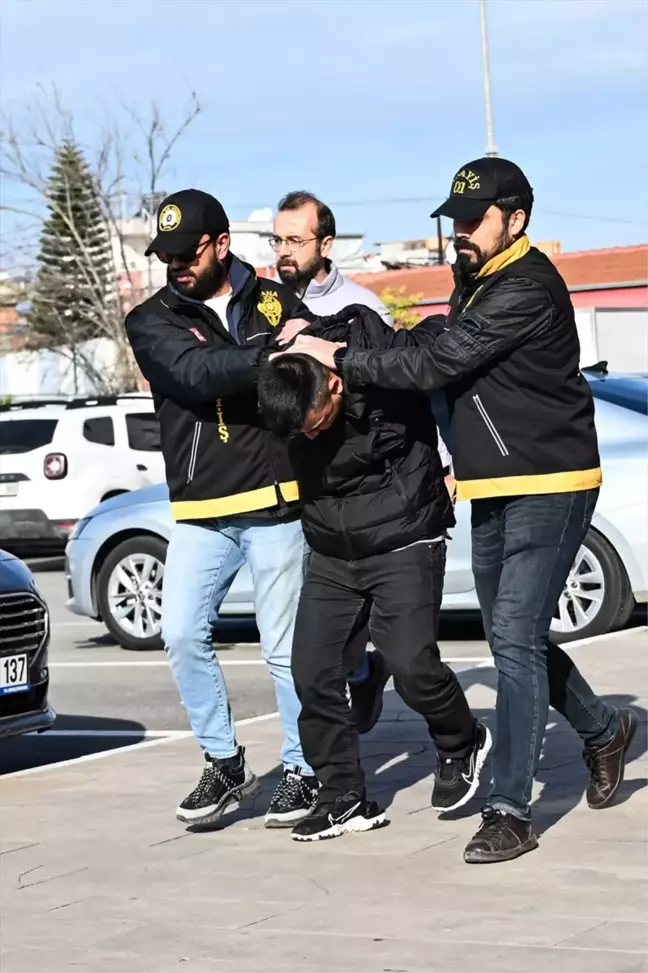 Adana'da Patronunu Öldüren Zanlı İstanbul'da Yakalandı