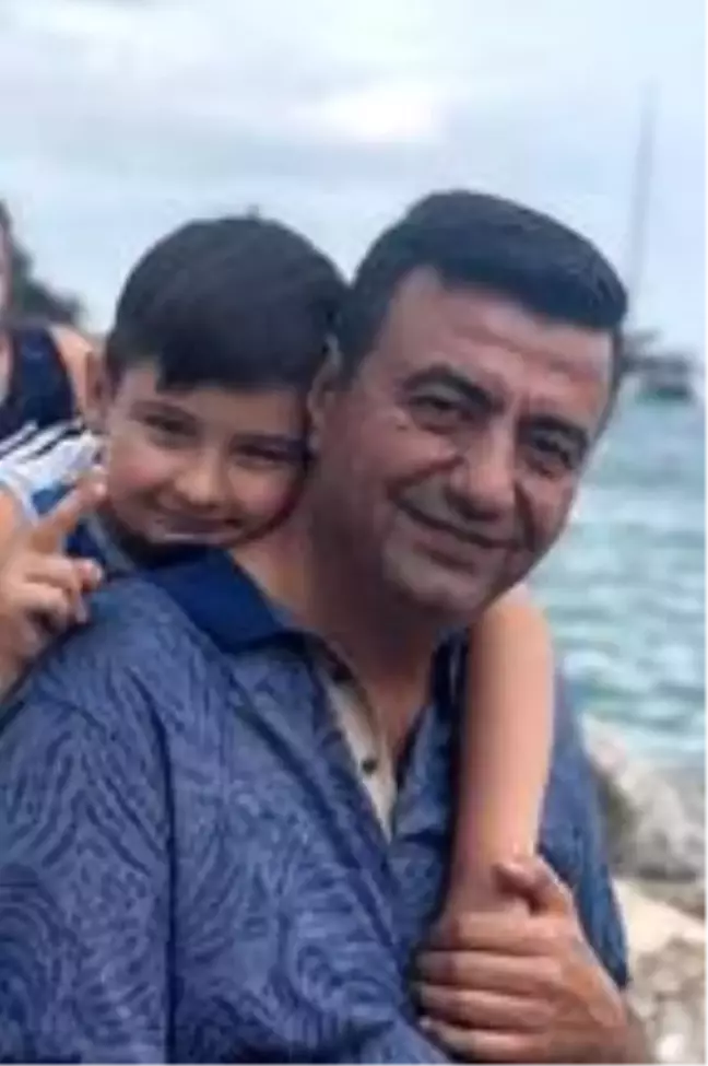Baba-oğlu ayıran alkollü sürücü: