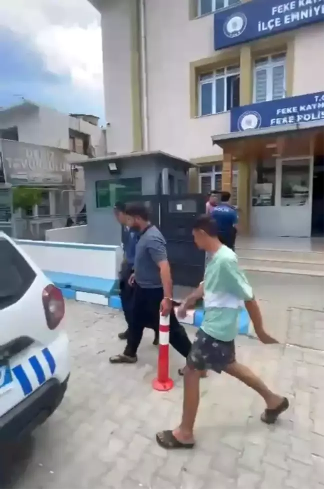 Adana'da Polis Kovalamacası Sonucu Çalıntı Dana ile Yakalanan 3 Şüpheli Tutuklandı