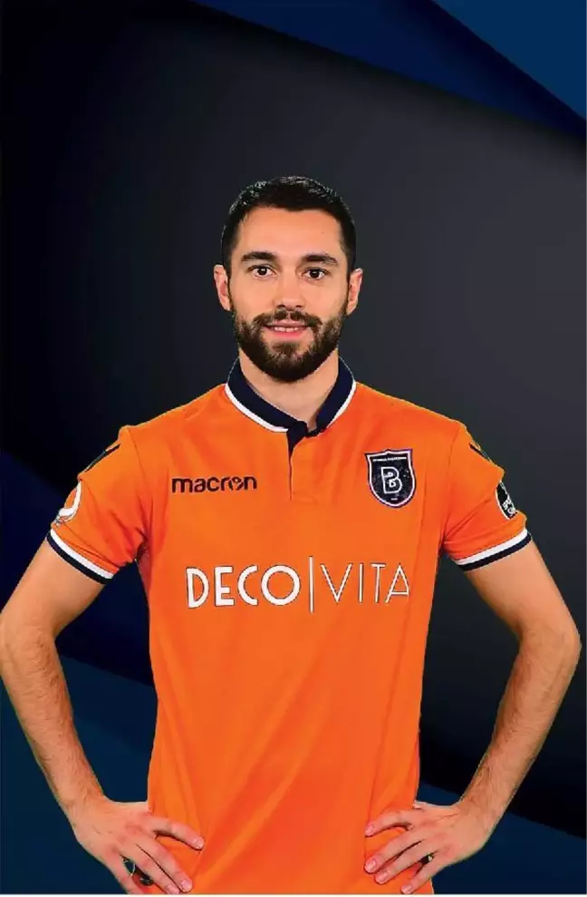 Başakşehir'de Alparslan Erdem ayrıldı