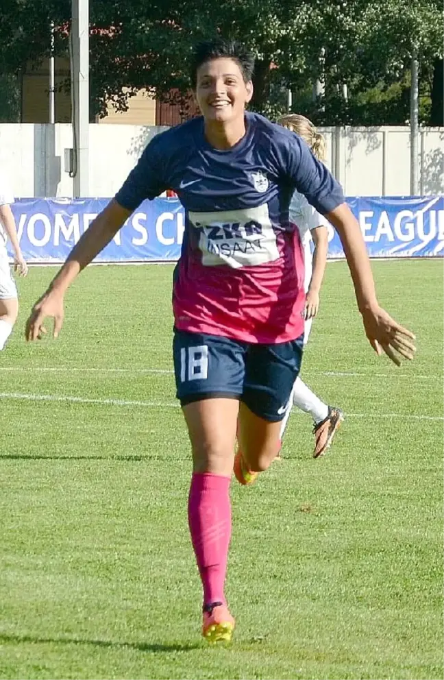 Konak Belediyespor Raluca ve Cosmina ile Yeniden Anlaştı