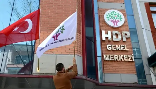 4 HDP'li belediye başkanı daha gözaltına alındı