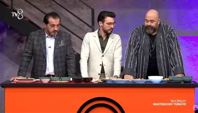 MasterChef jürileri, iki takımın da yemeklerini beğenince herkese ödül eğitimi verdi