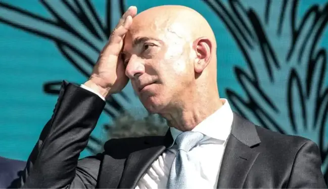 Dünyanın en zengini olan Jeff Bezos, bir günde 5,6 milyar dolar kaybetti