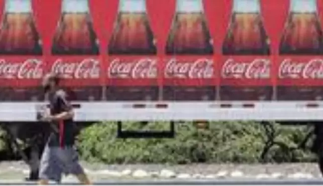 Coca Cola, ekonomik kriz nedeniyle Lübnan pazarından çekiliyor