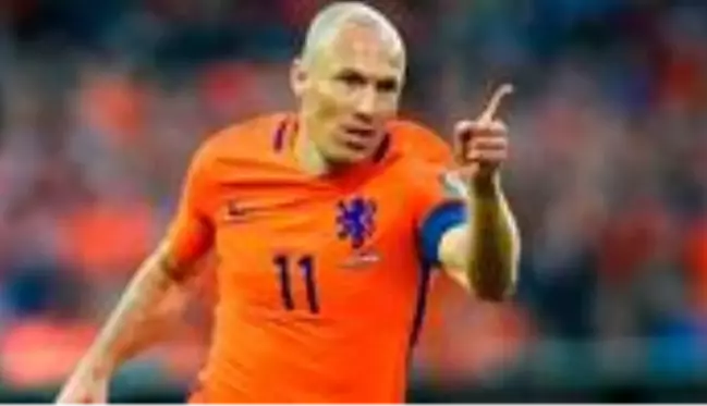 Futbolu bırakan Hollandalı yıldız Arjen Robben'e Botafogo talip oldu