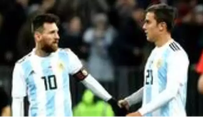 Juventus'lu Paulo Dybala: Barcelona'da Messi'yle oynamak harika olur