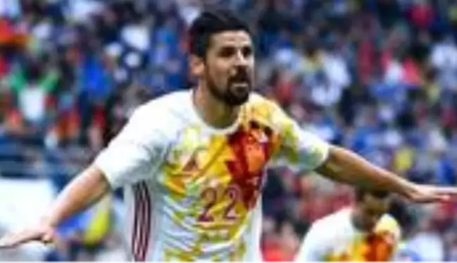 Celta Vigo, federasyonun özel izniyle eski öğrencisi Nolito'yu transfer etti