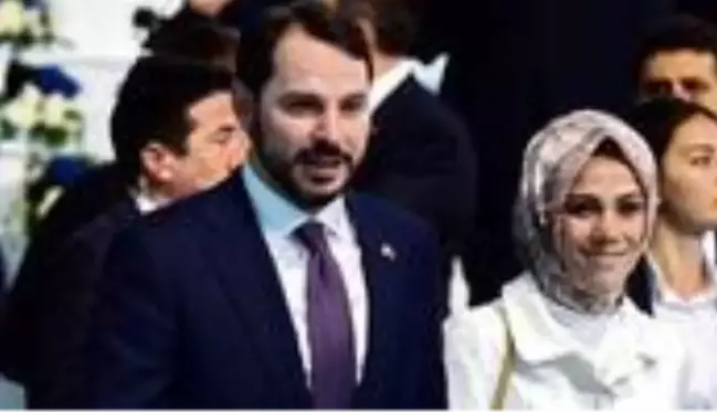 Bakan Albayrak'ın eşi için ahlaksız paylaşımlarda bulunan hesapların bir kısmının FETÖ'cü olduğu tespit edildi