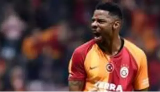 Son Dakika: Galatasaray, Hollandalı futbolcusu Ryan Donk'un sözleşmesini 1 yıl uzattı