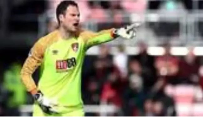 Fenerbahçe, Bournemouth'un kalecisi Begovic'i transfer etmek istiyor