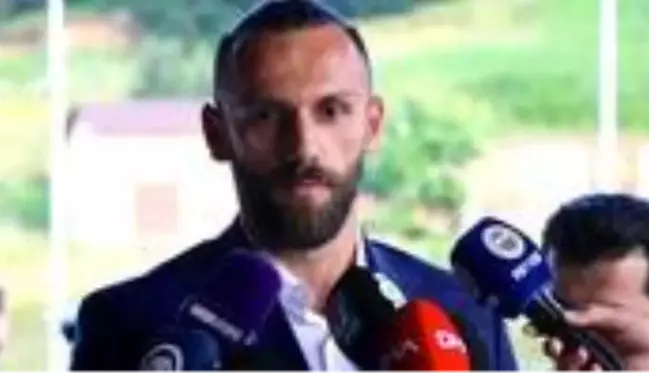 Fenerbahçe ile Lazio, yarın Vedat Muriqi transferi için resmi bir görüşme yapacak