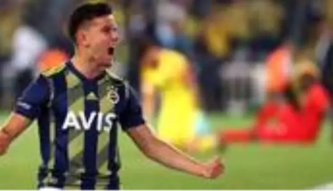 Fenerbahçeli Ferdi Kadıoğlu, milli takım seçimi konusunda tereddüt yaşıyor