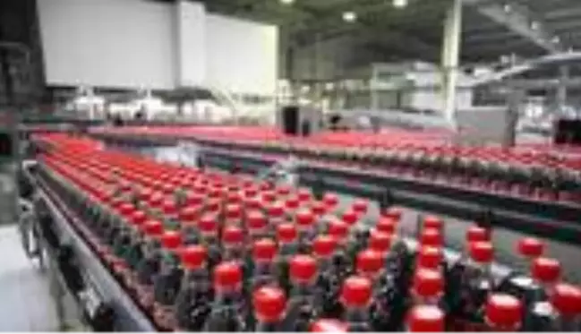 Coco Cola, koronavirüs nedeniyle binlerce kişiyi işten çıkaracak