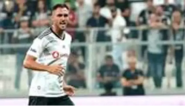 Beşiktaş, takımdan olaylı ayrılan Victor Ruiz için tazminat talep etti