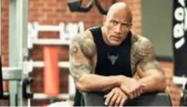 Dünyaca ünlü oyuncu Dwayne Johnson ve ailesi koronavirüse yakalandı