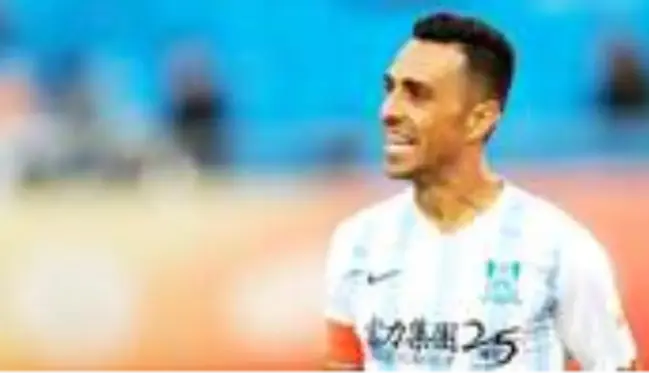 Fenerbahçe'nin gündemindeki Eran Zahavi, Guangzhou ile olan sözleşmesini feshetti