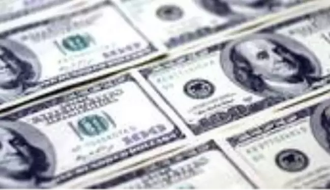 Dolar 7,56 ile tüm zamanların en yüksek seviyesinden işlem görüyor