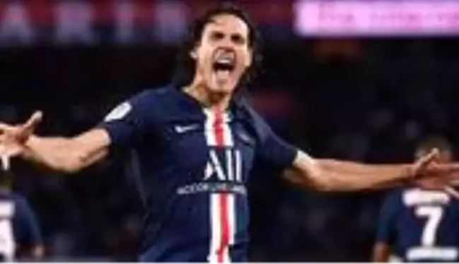 Fenerbahçe'nin gündemindeki Cavani, Manchester United'a transfer oldu